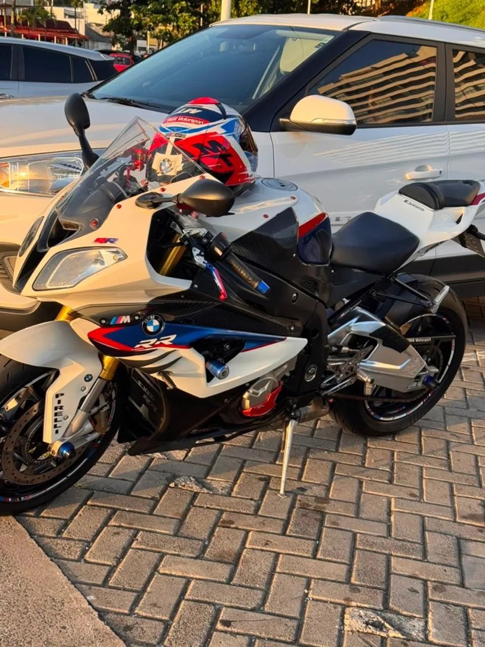 S1000 