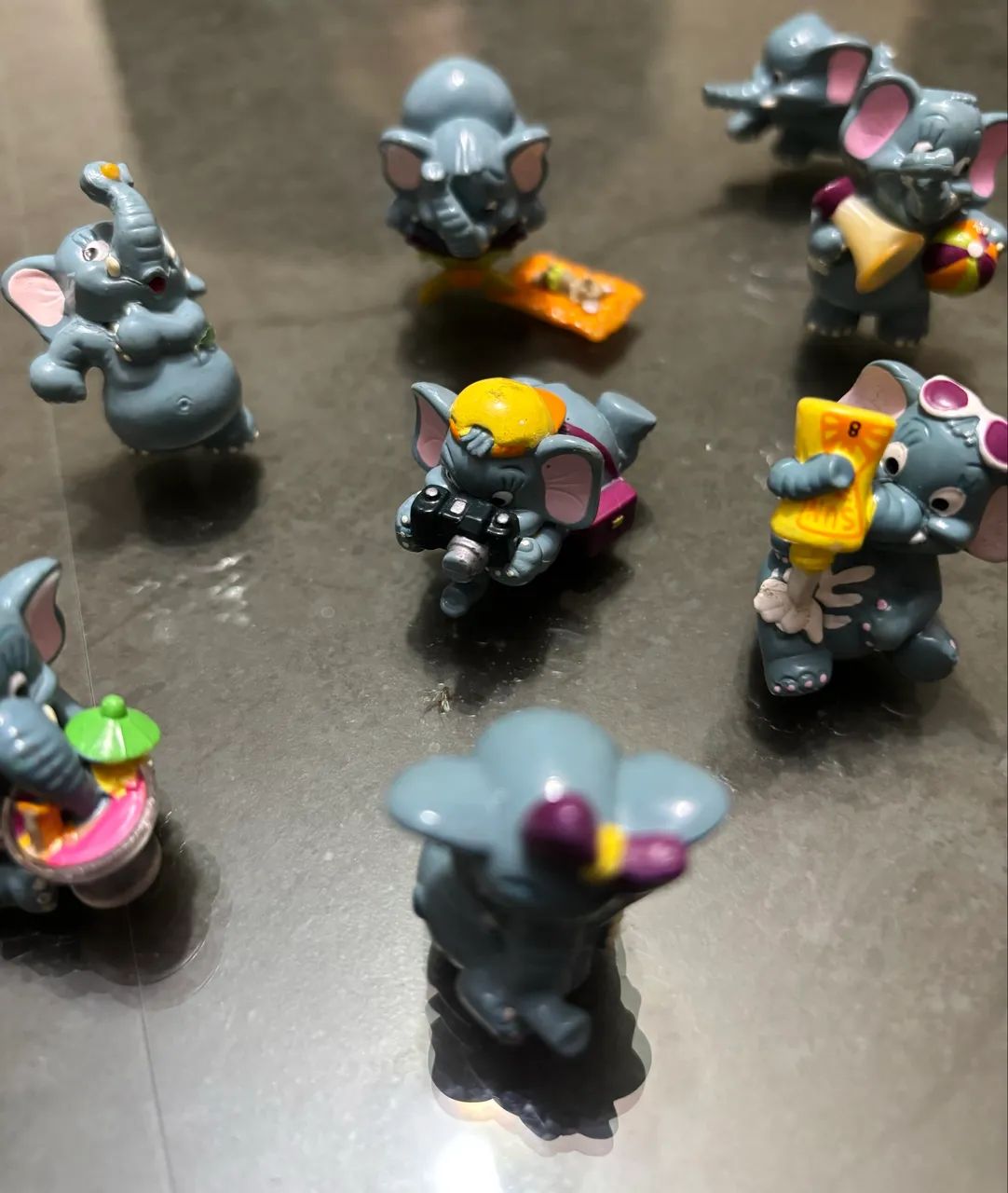 Kinder ovo - elefantinhos - Foto 3