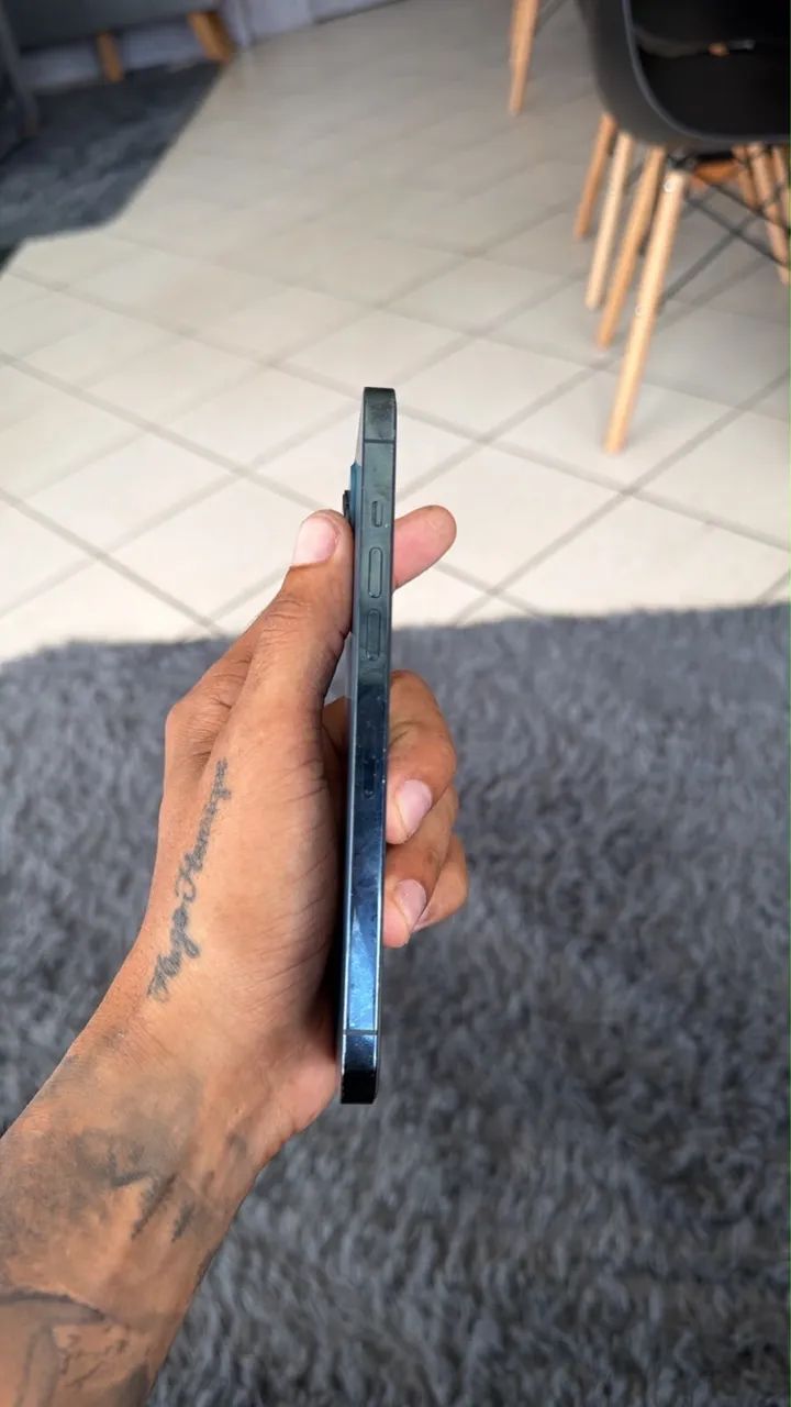 iPhone  - Foto 2