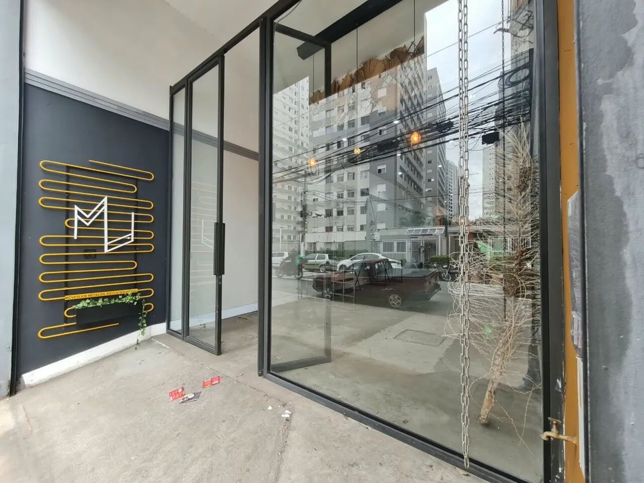 Loja para locação no Cambuci, com 100m², 01 banheiro e copa - Foto 4
