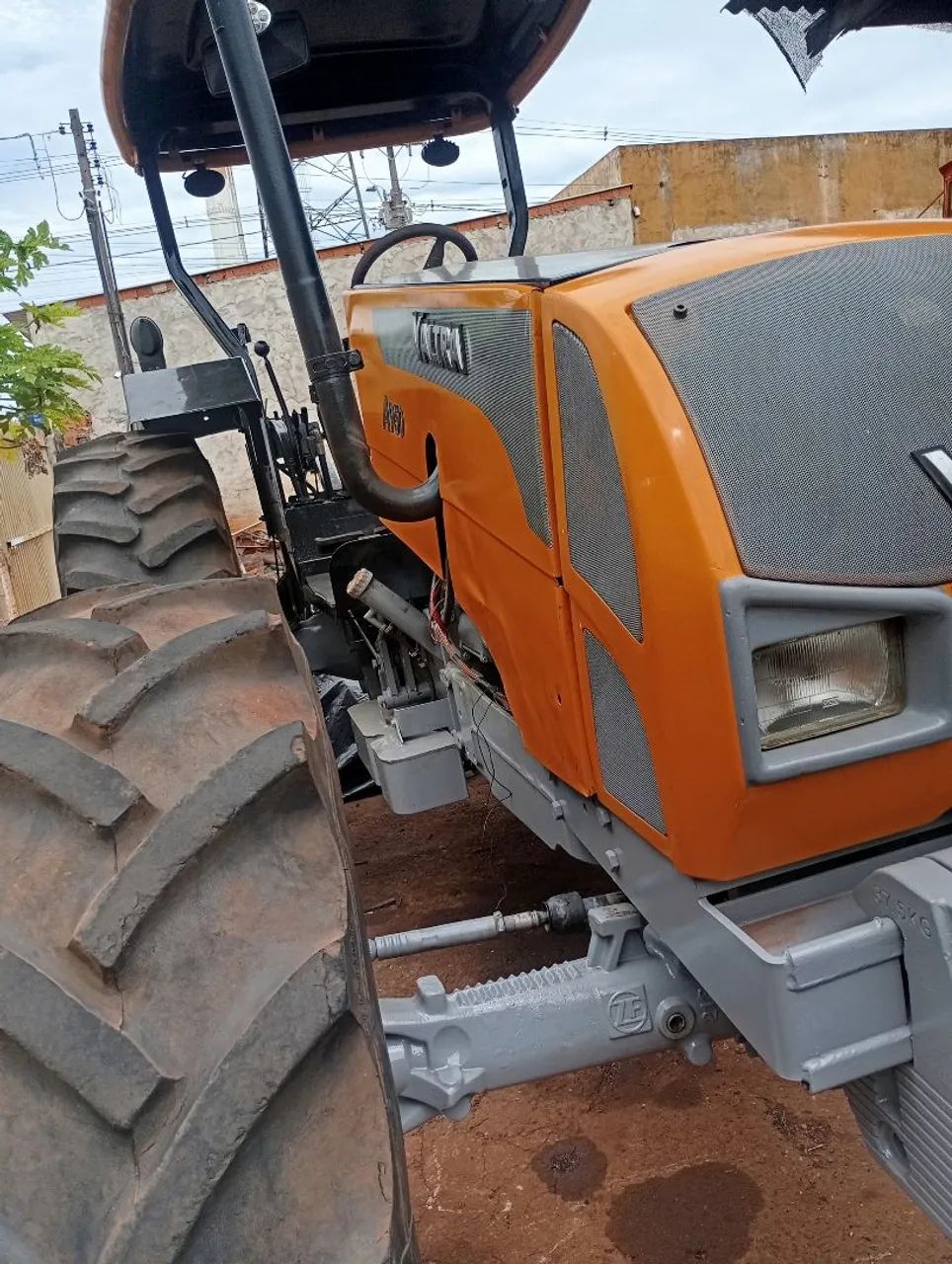 Vendo trator Valtra A 95  - Foto 4