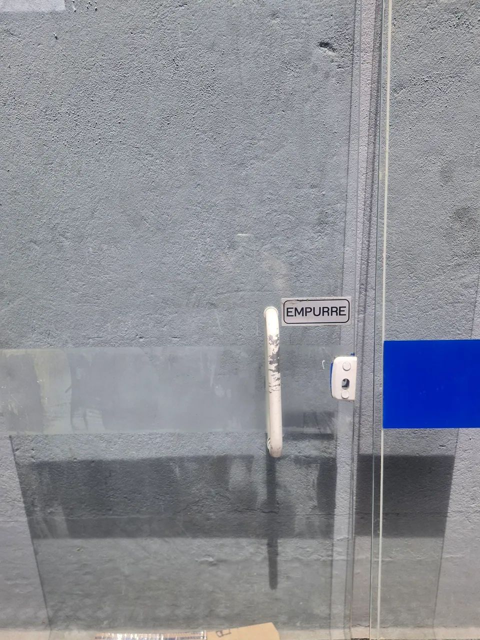 Porta de vidro valor $700