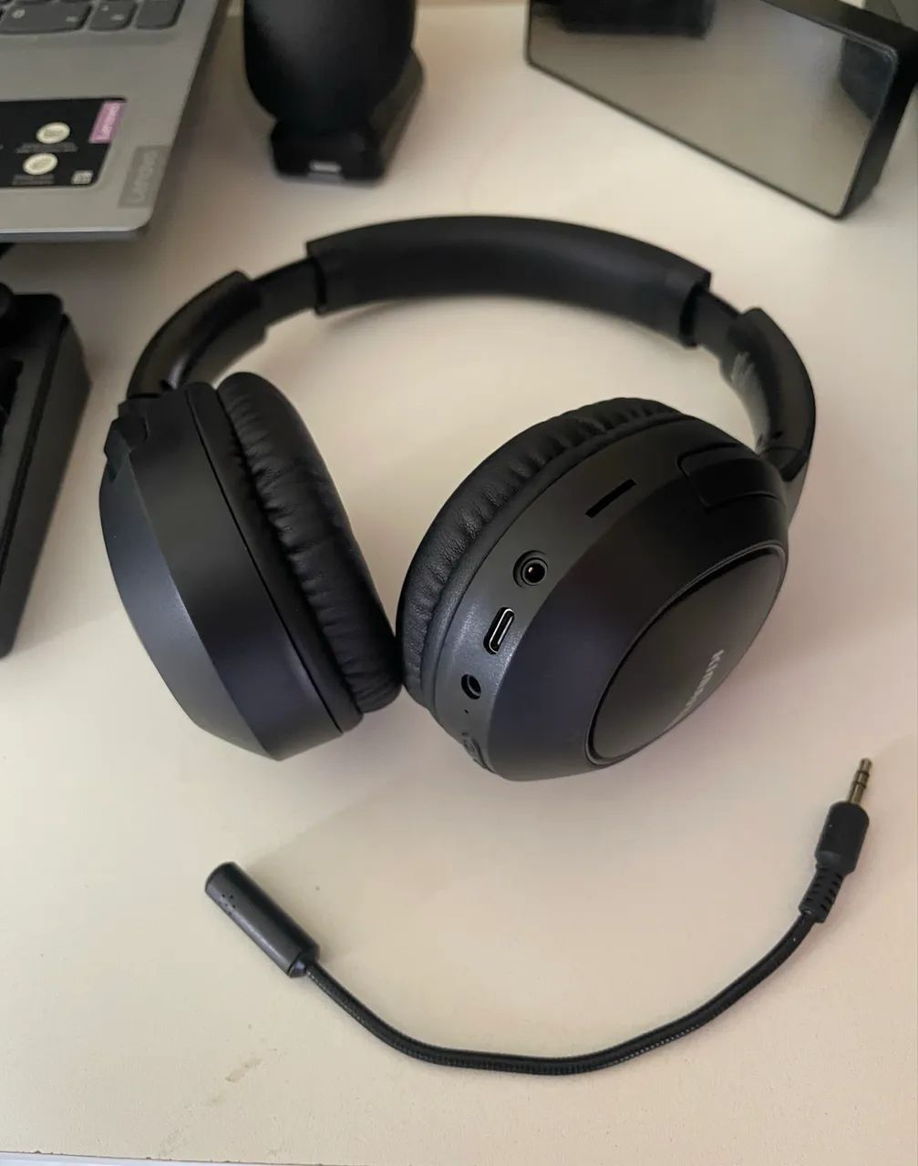 Fone bluetooth RGB com microfone - Foto 3