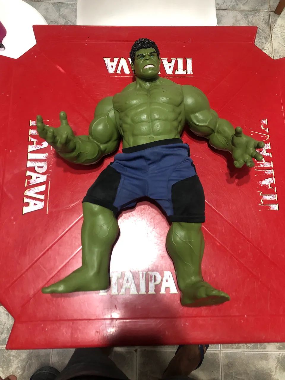 Boneco do hulk grande 