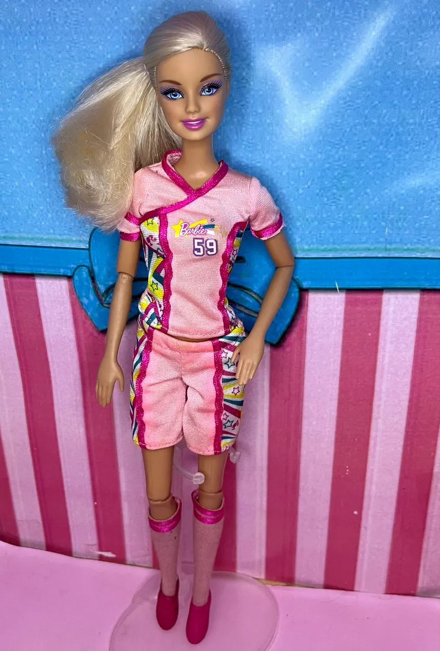 Barbie Jogadora de Futebol  - Foto 2