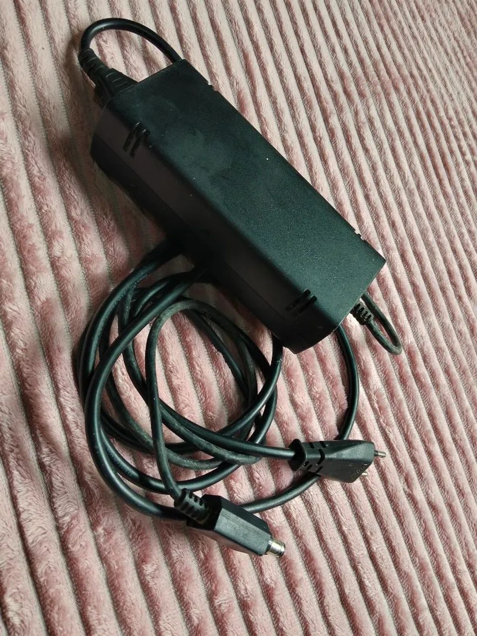 Fonte Xbox 360 slim 02 pinos  - Foto 2
