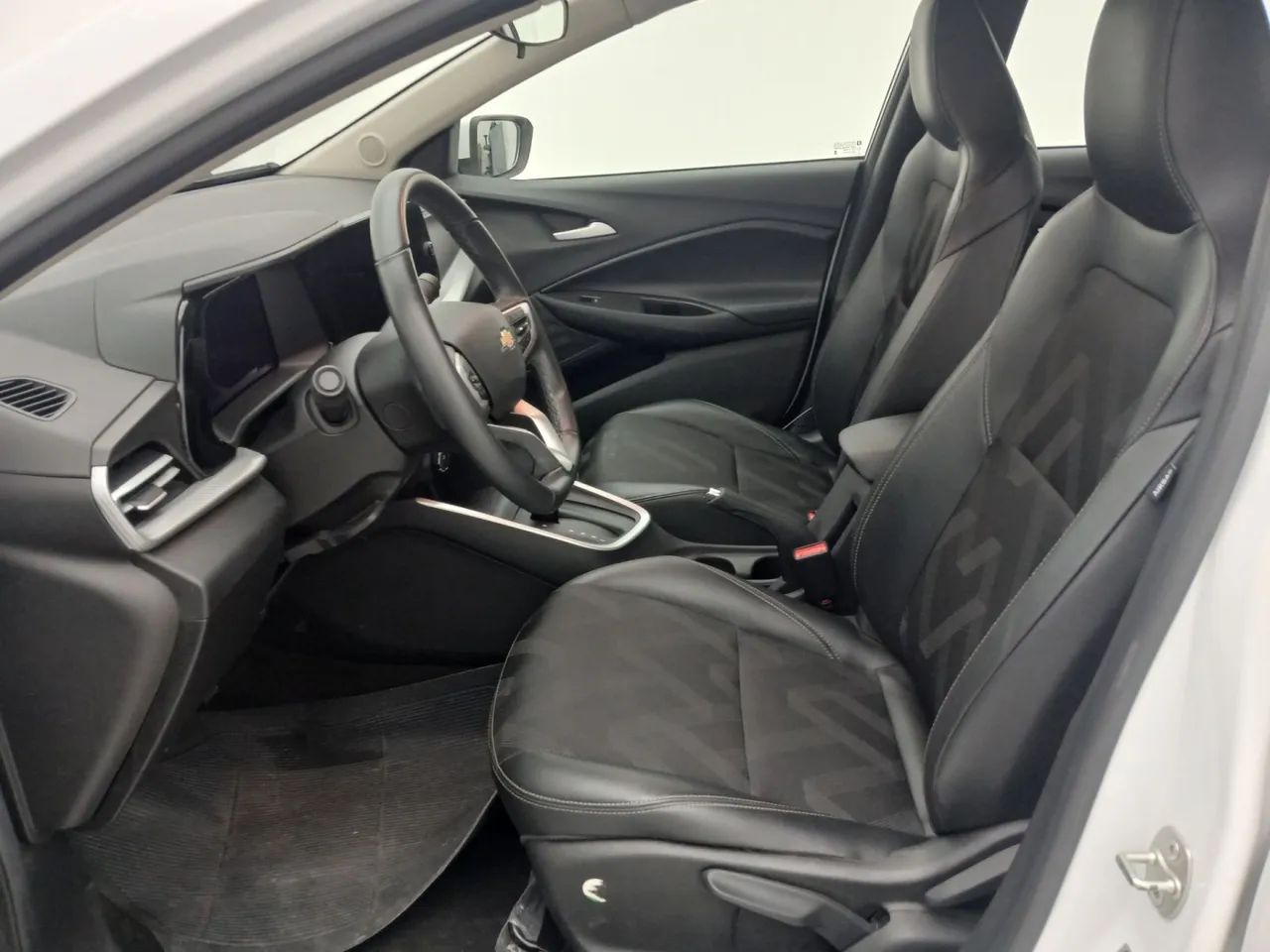 Chevrolet Onix Hatch LTZ 1.0 12V TB Flex Aut. 5P, foto 16 de 18