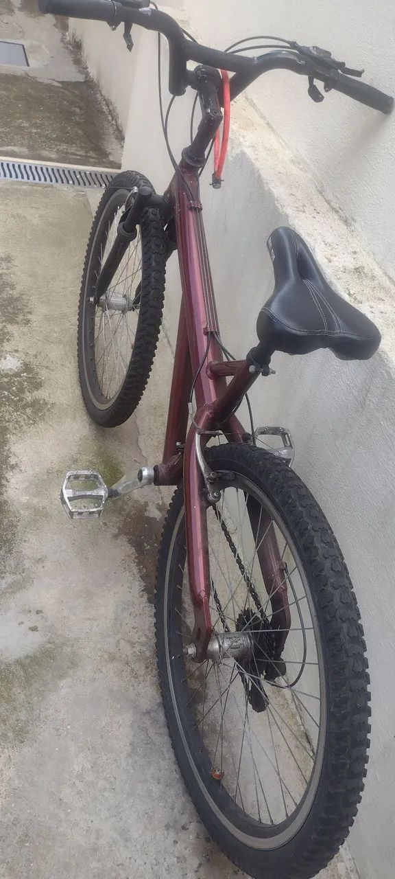 Bicicleta aro 26 de alumínio 