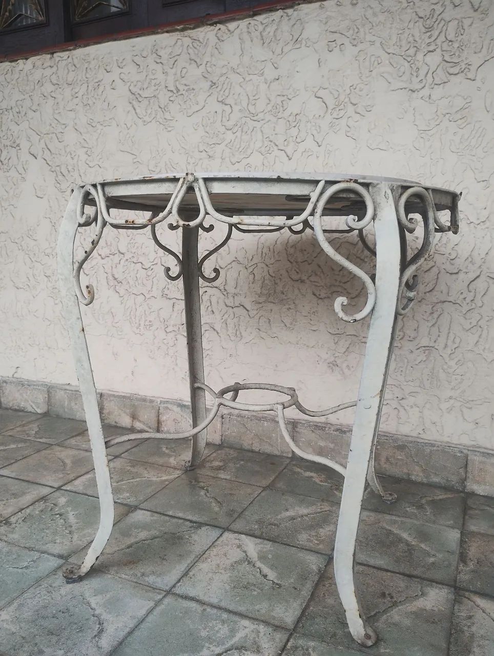Mesinha retrô de ferro.  - Foto 2