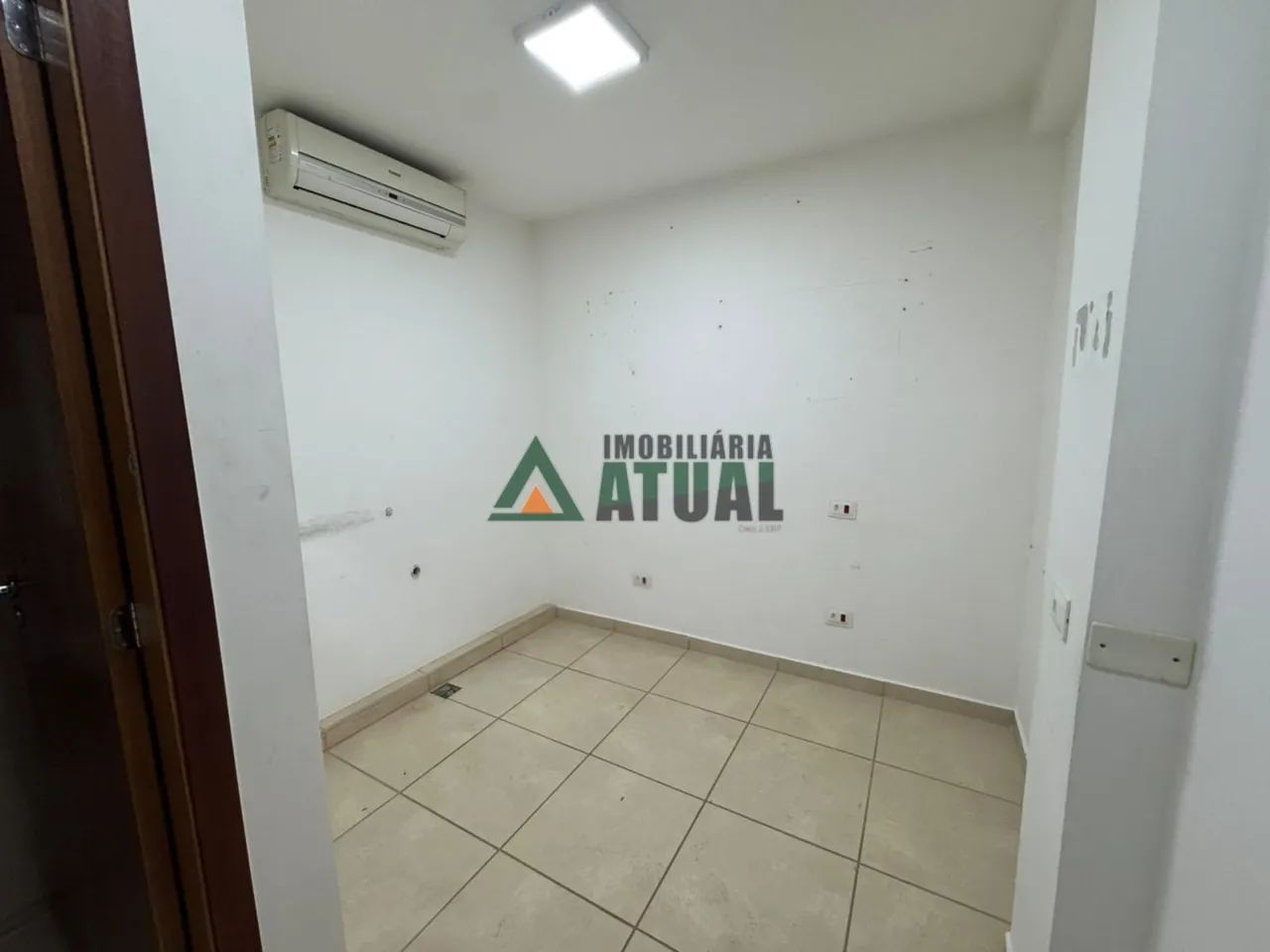 SALA COMERCIAL COM 40M2 NA REGIÃO CENTRAL DE LONDRINA - Foto 4