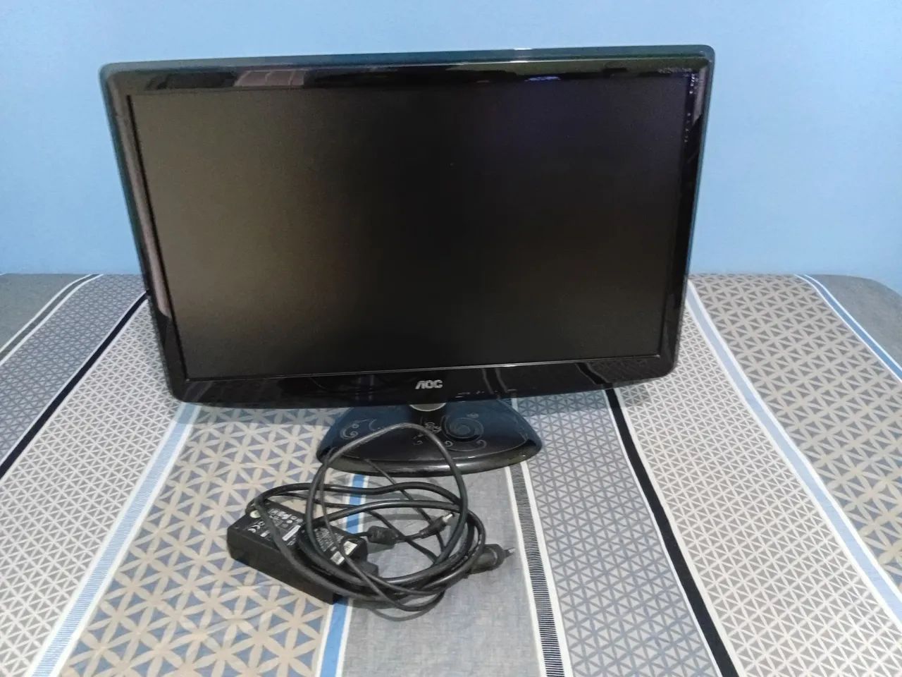 Monitor AOC FullHD - Usado