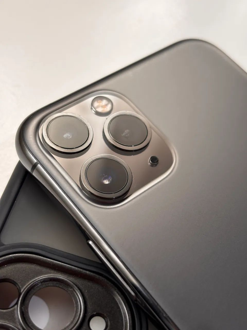 iPhone 11 Pro 64gb - Foto 2