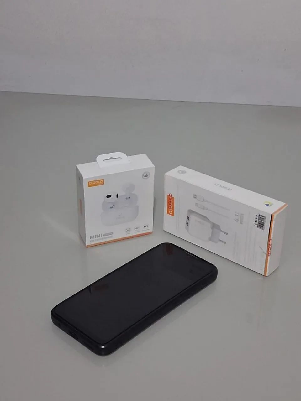 Motorola G20 128G - Capinha + acessórios.