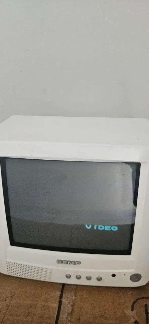 Tv semp 10 polegadas defeito  - Foto 2