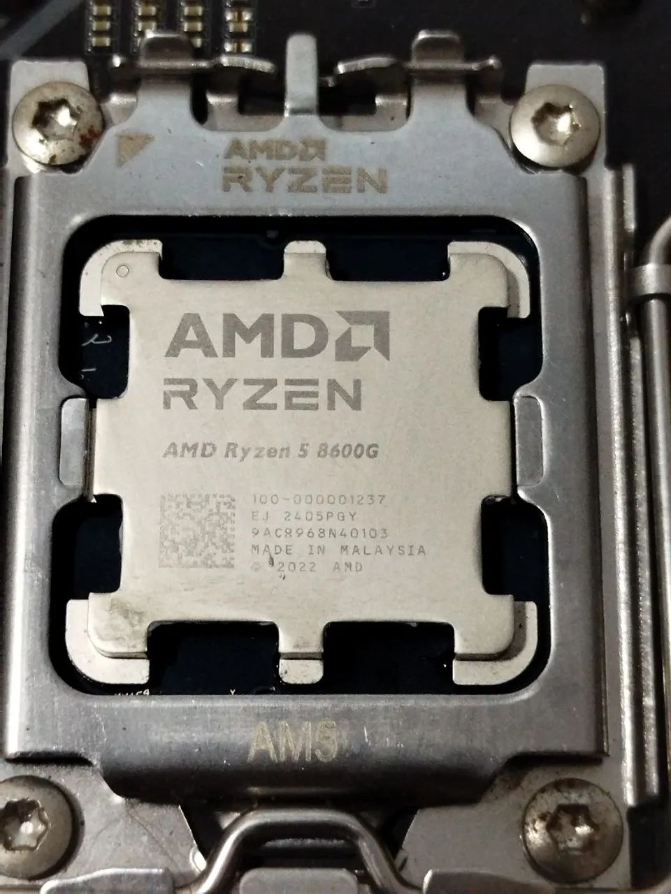 Vendo Processador Ryzen 5 8600g - Foto 4