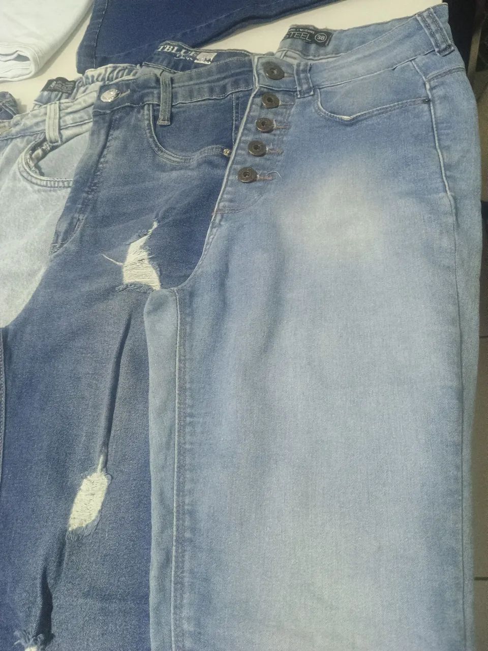 Vários modelos de calças jeans feminina  - Foto 5
