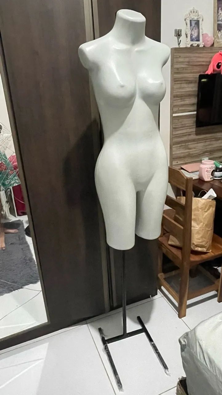 Manequim feminino  - Foto 4