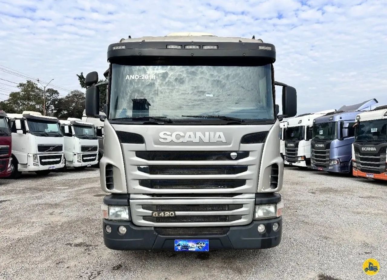 SCANIA G-420 6X2<br>2011/2011<br>MANUAL<br>SUSPENSÃO DE MOLA - Foto 2