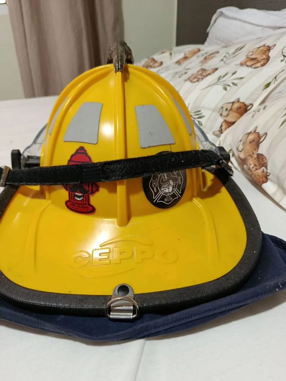 Capacete de bombeiro Ceppo  - Foto 3