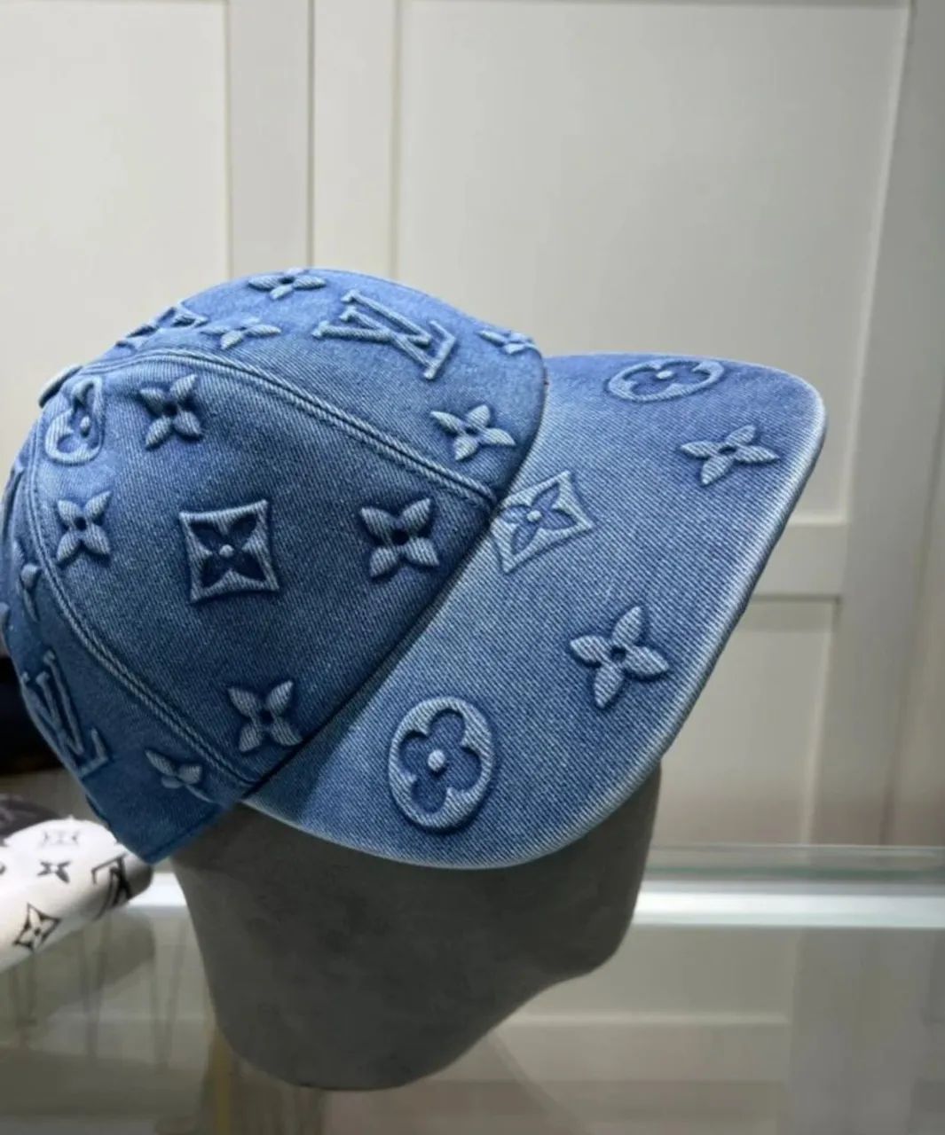 Boné Louis Vuitton Importado. - Foto 5