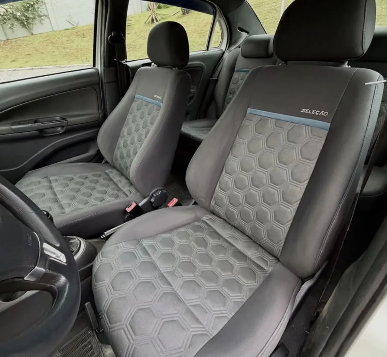 Volkswagen Voyage 2014