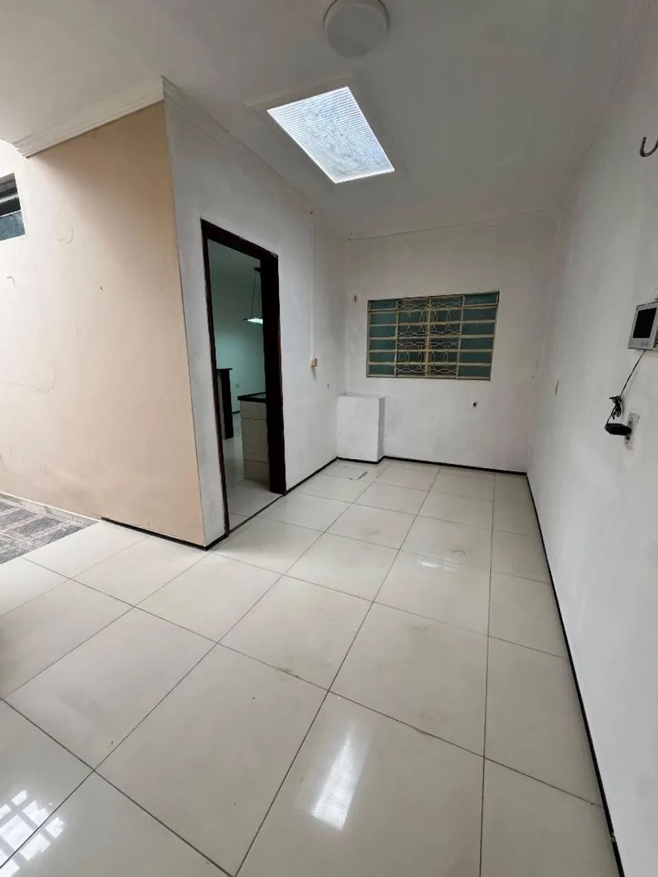 Alugo Casa bem localizada no cohatrac