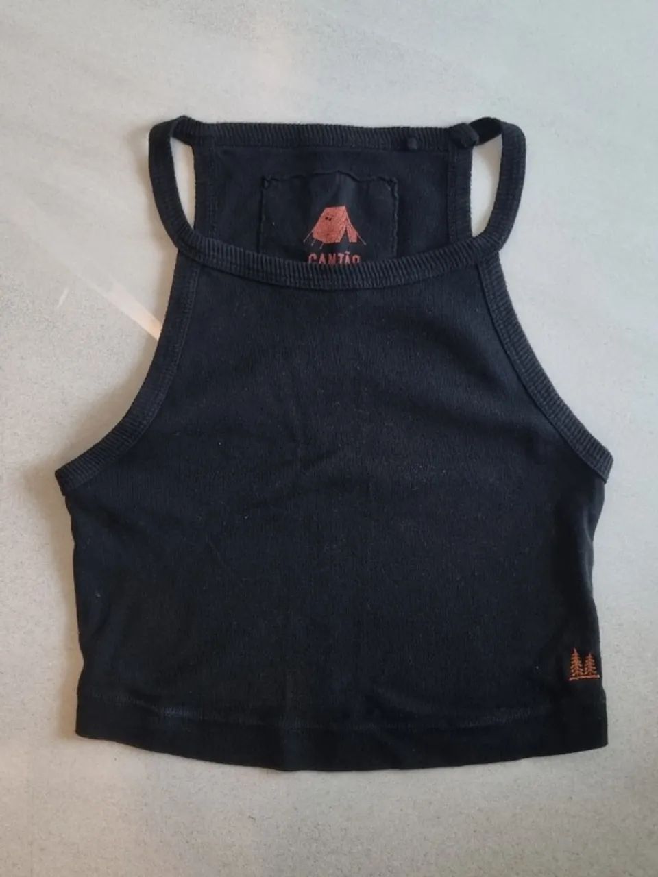 Blusa preta Cantão