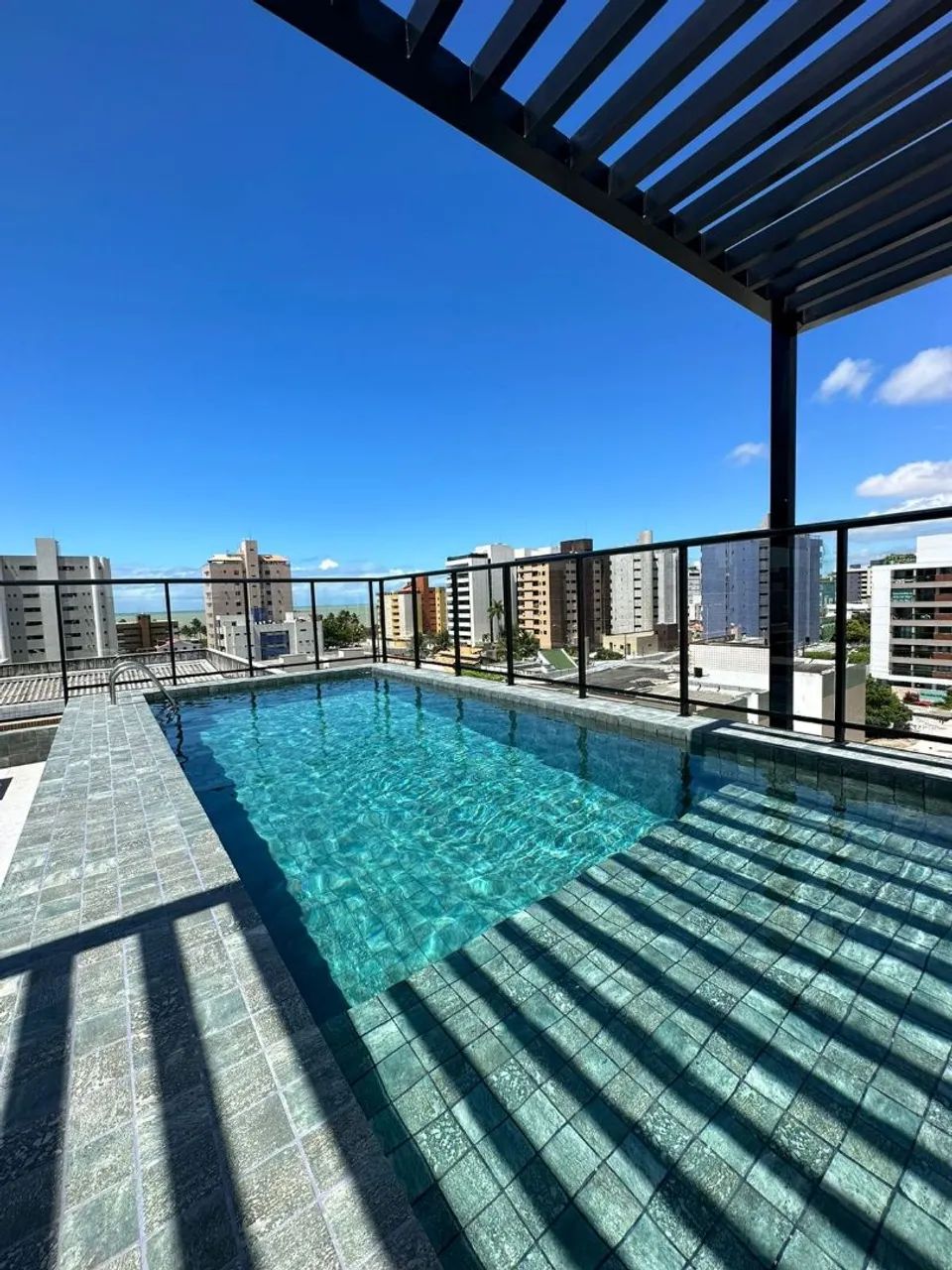 Alugo Flat Mobiliado em Intermares 100 metros do Mar