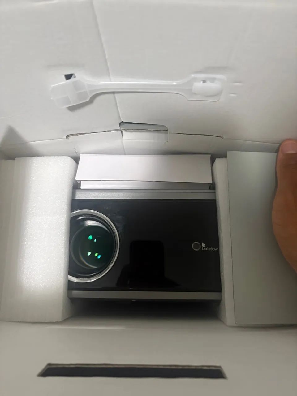 PROJETOR BETTDOW AC1071 NOVO