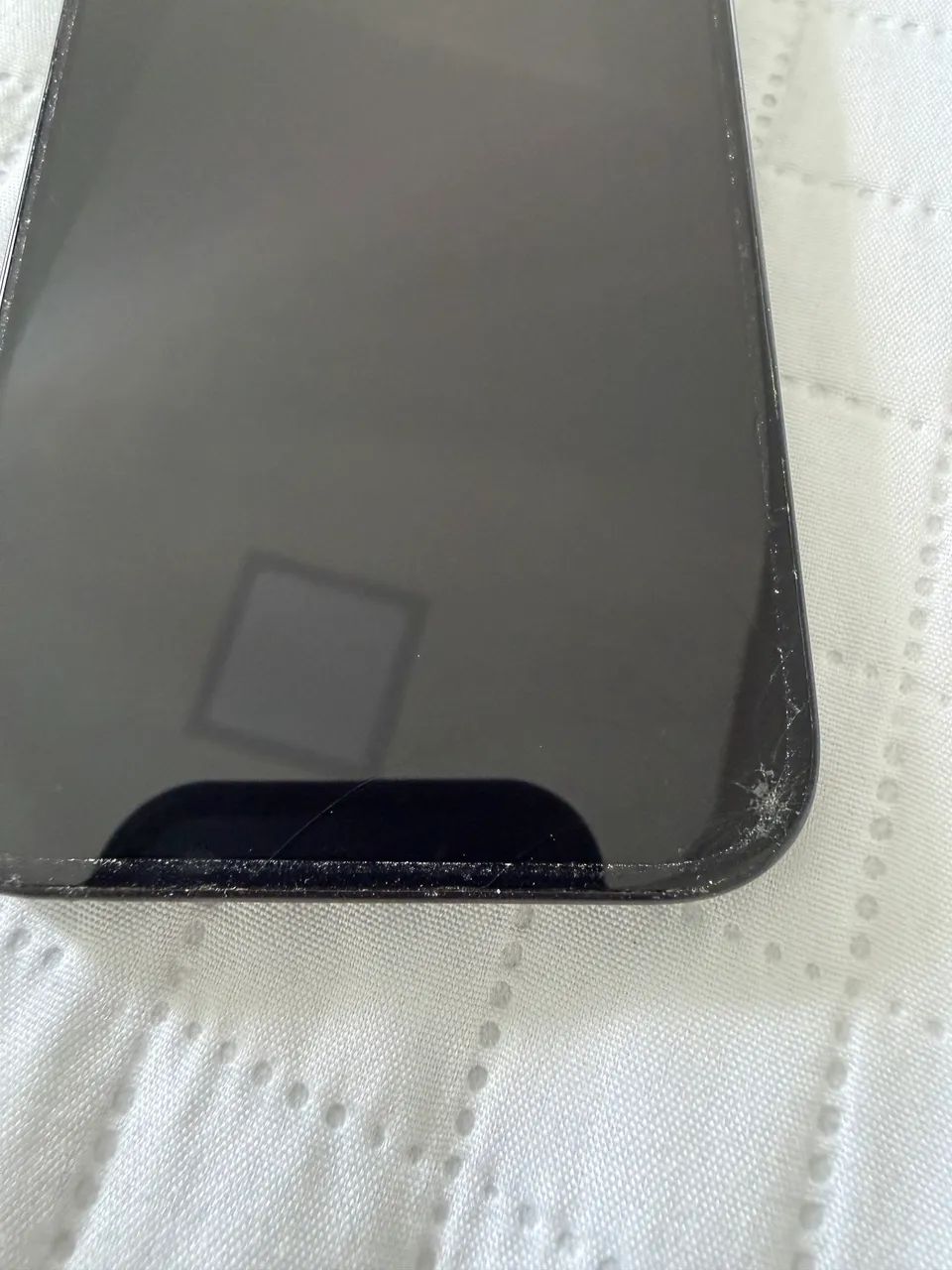 iphone 16 128 GB com tela trincada - Foto 2