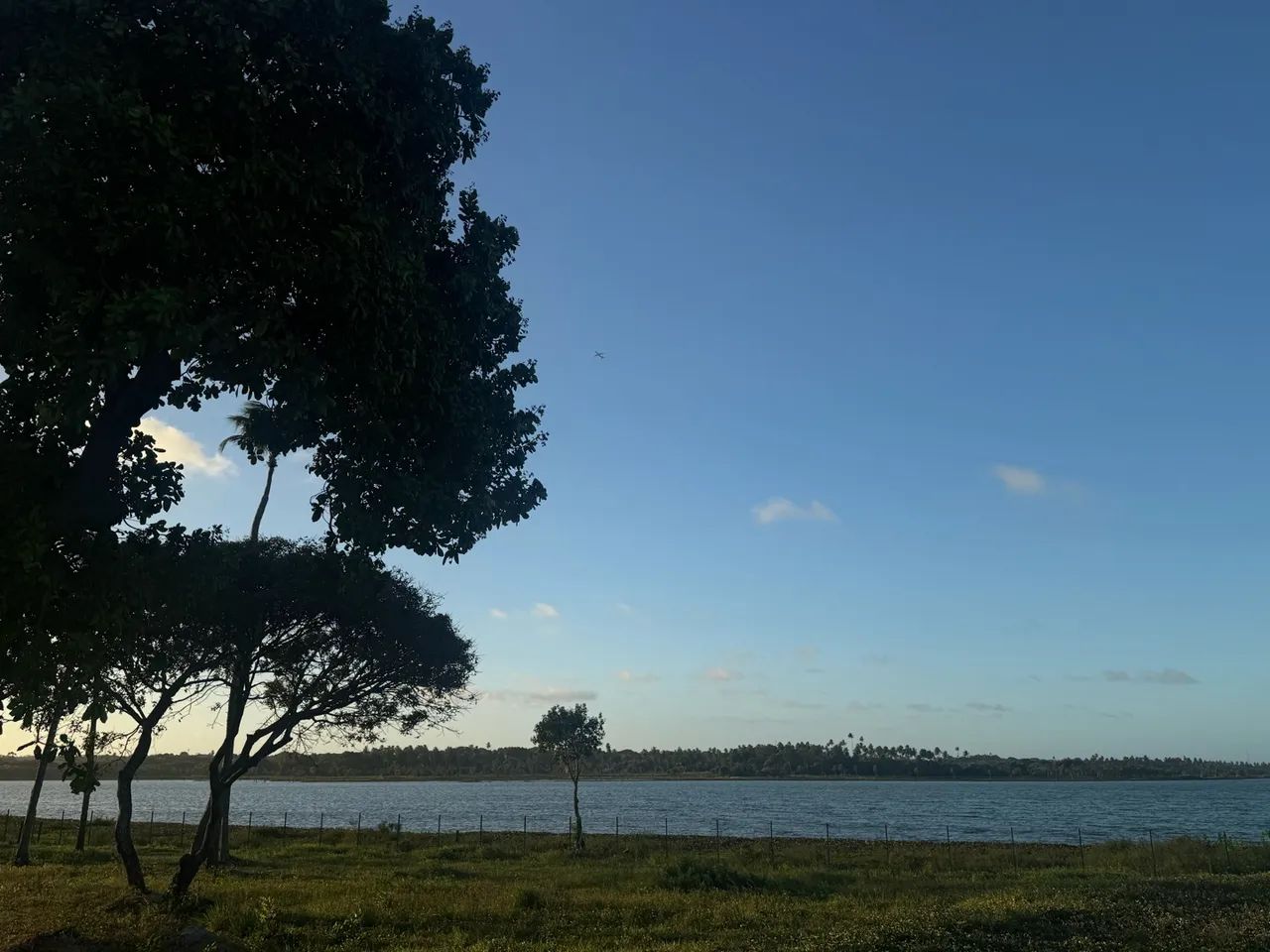Lote frente lagoa - Vila dos Pássaros Eusébio 