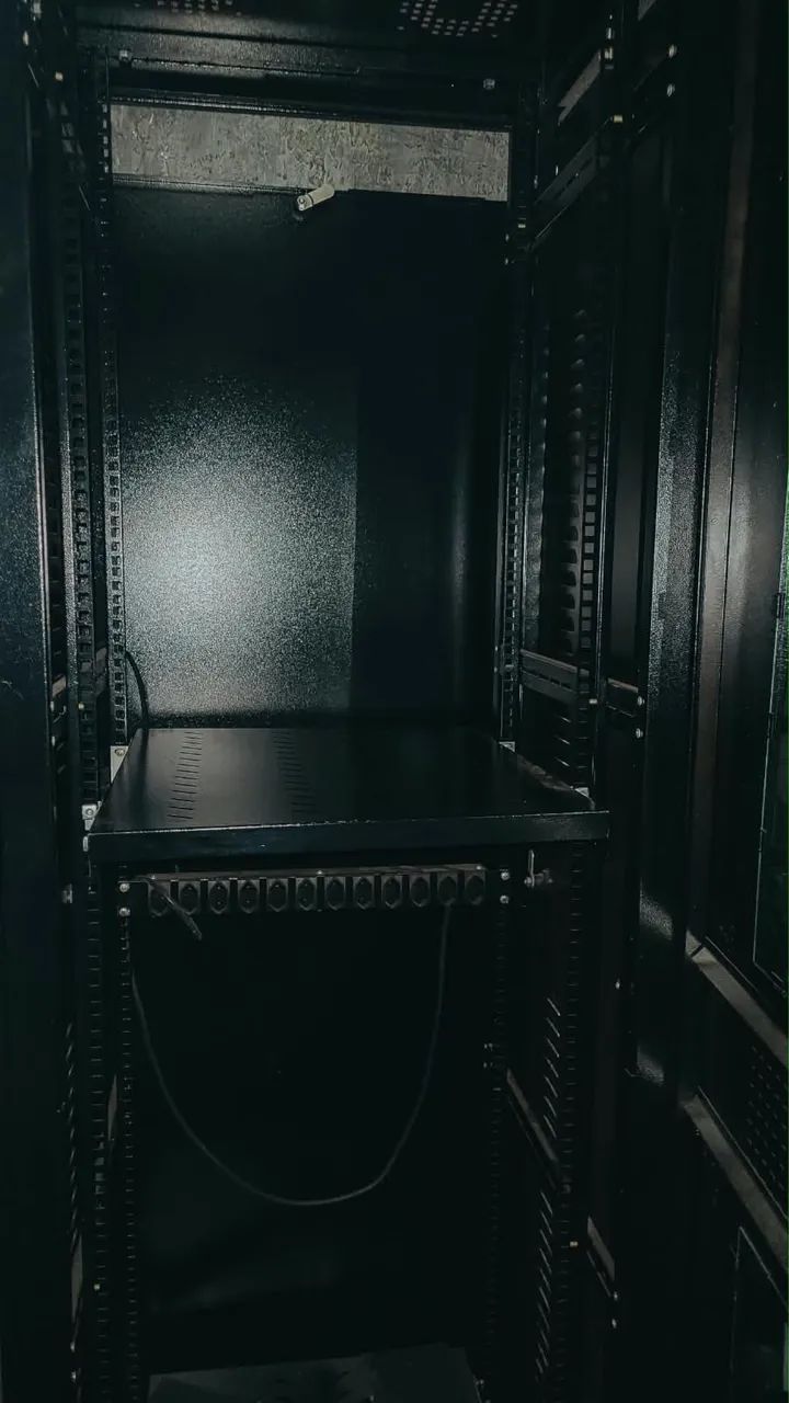 Rack Servidor Piso 42U - Foto 2