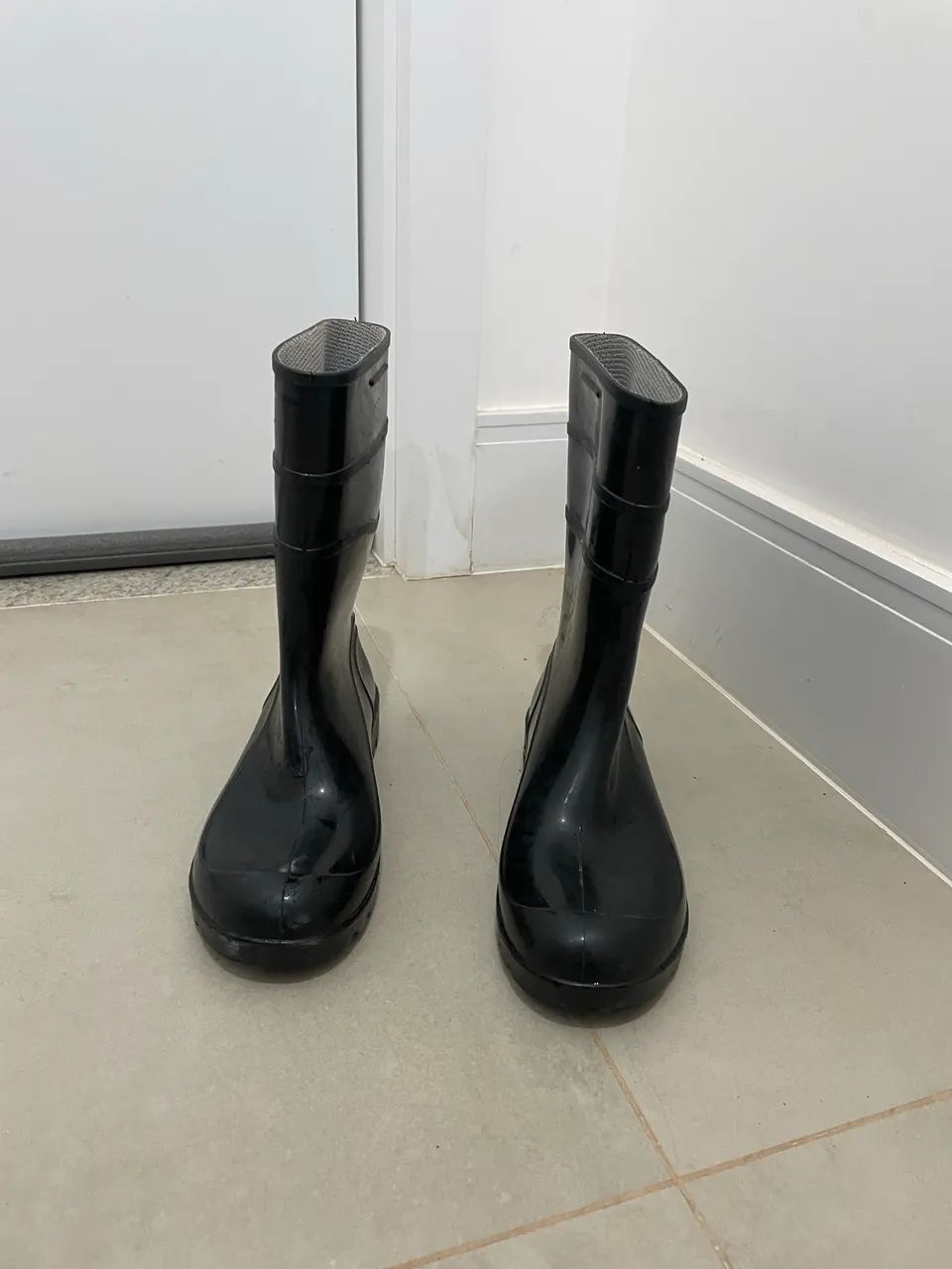 Bota de Borracha nr. 35 - Foto 4
