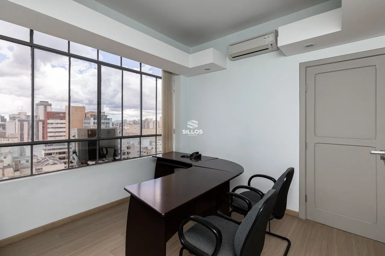 Sala comercial com 36m² à venda no no Edifício Manoel Macedo no Centro em Curitiba - Foto 4