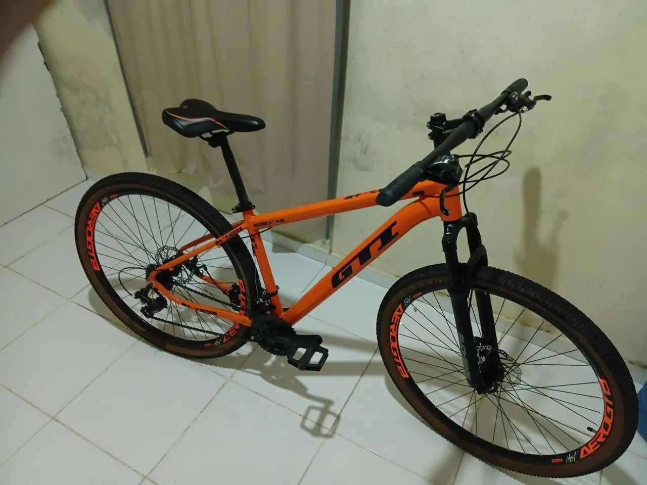 BICICLETA SEMINOVA