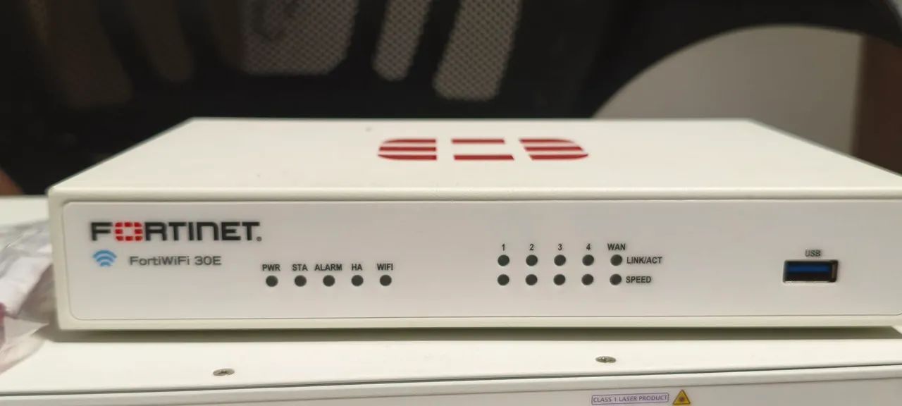 Vendo switch alcaltel 24 portas + FOrRTNET 30e em perfeito estado  - Foto 2