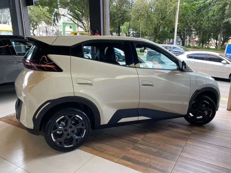 BYD Dolphin Mini GL, foto 18 de 20