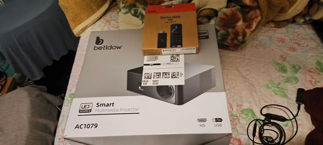 Projetor bettdow e fire stick  - Foto 4