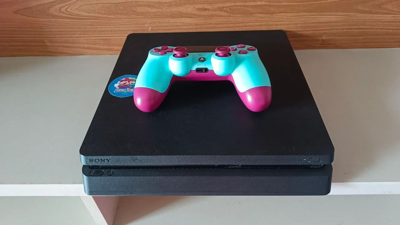 PlayStation 4 Slim