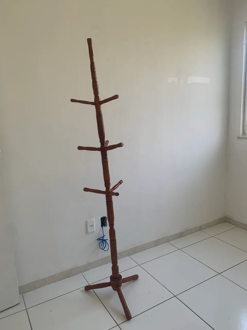 VENTILADOR / BANCO / CABIDE DE ROUPA - Foto 3