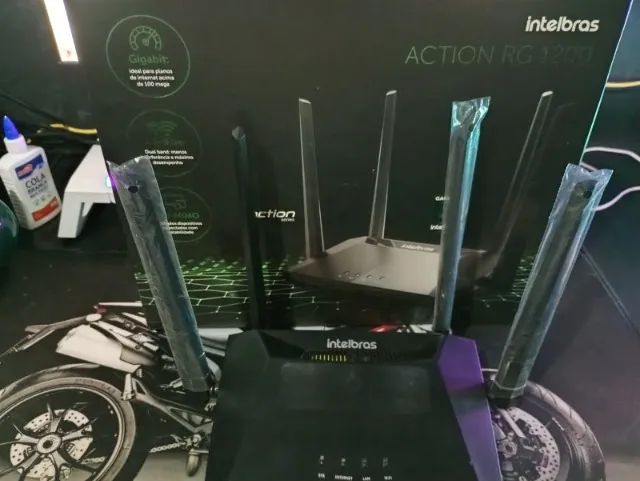 Roteador Action Rg 1200 Wi-fi 5 Intelbras cor Preto