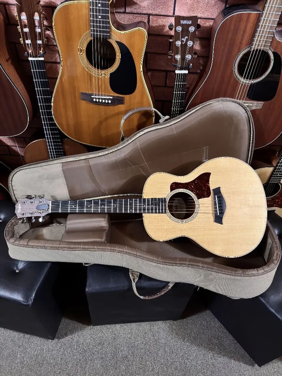 Violão Taylor GS mini elétrico zerado regulado ANALISO TROCAS