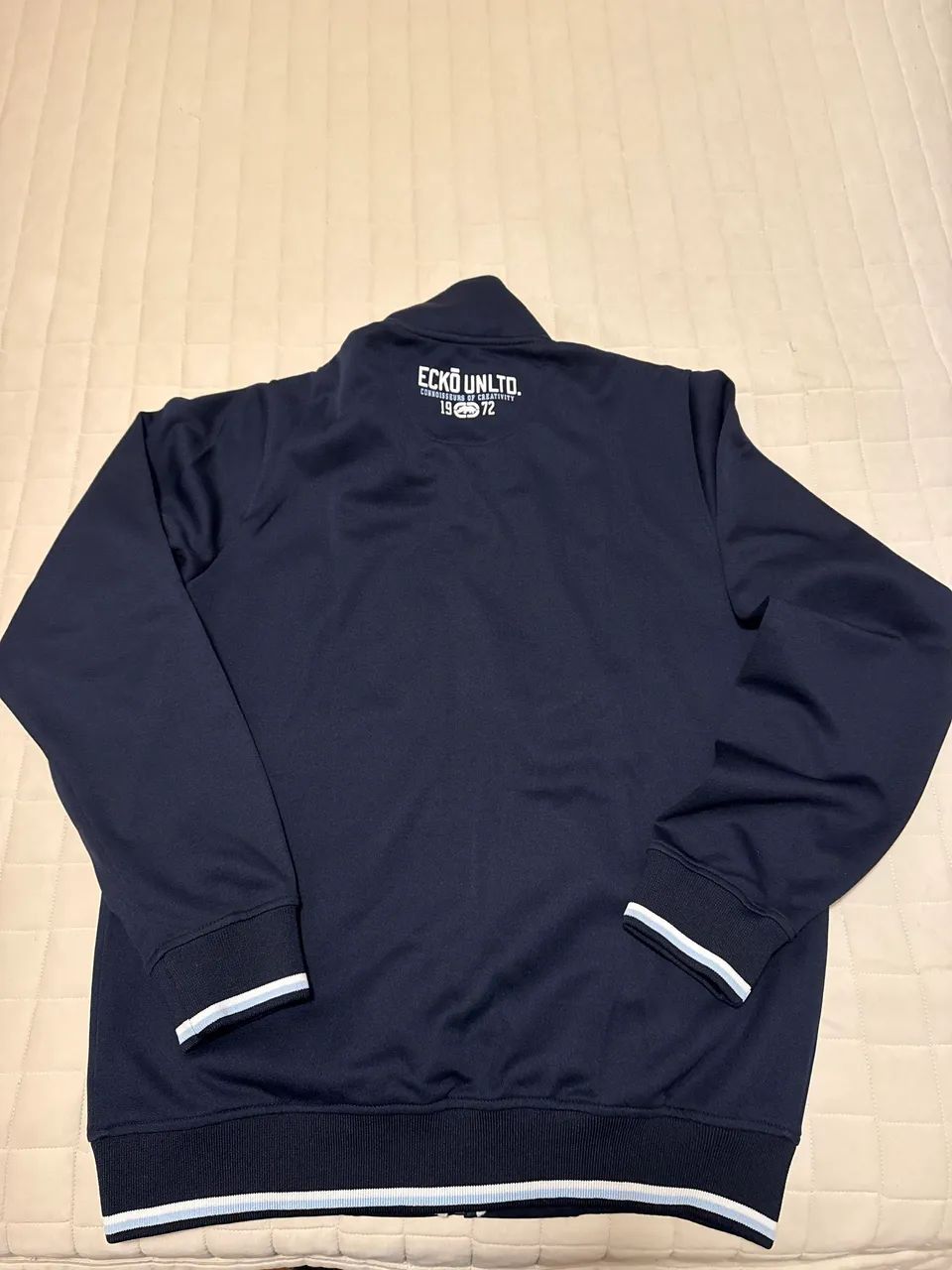 Vendo blusa esportiva Ecko Unltd importada original linda!! - Foto 4
