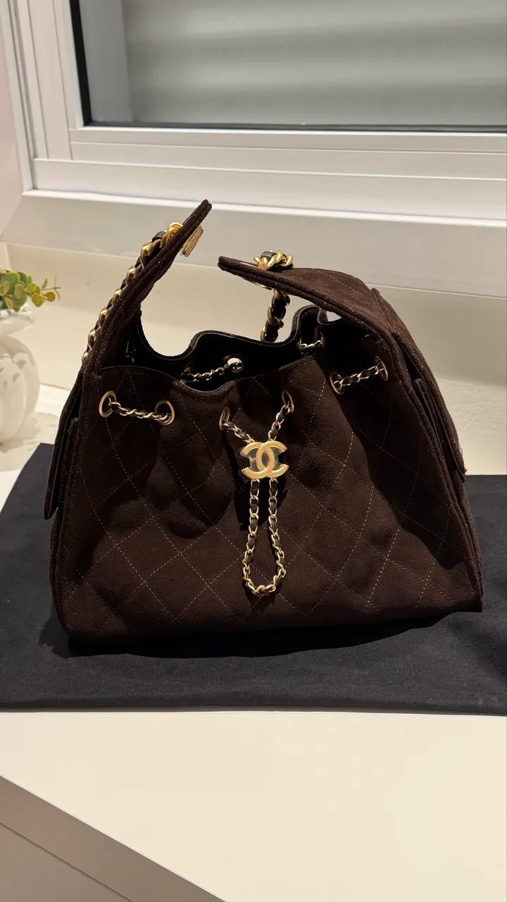 Bolsa Chanel 25 suede marrom - Foto 5