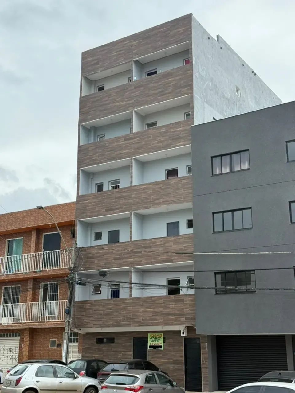 Arniqueiras - R$950,00 - 2 Quartos Bem Ventilado