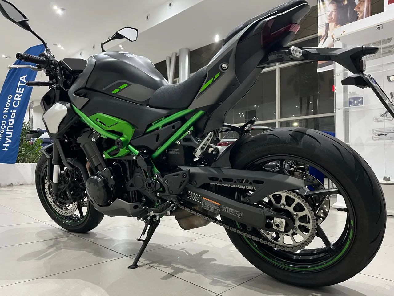 Z900