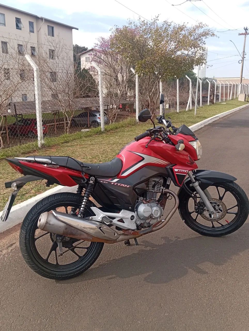Titan 160 