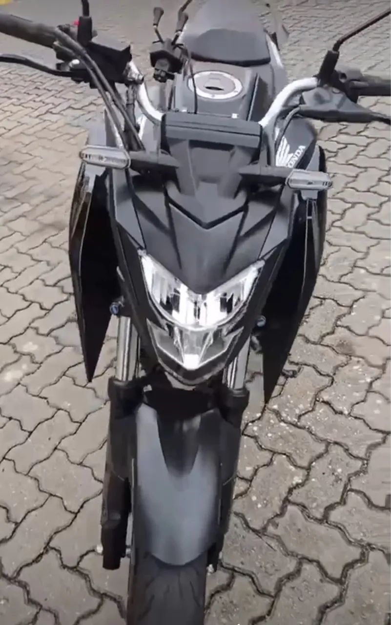 CB300 2025 NOVA