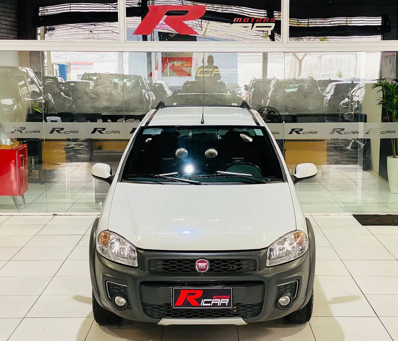Fiat Strada Working Hard 1.4 Fire Flex 8V CD 2018 - Foto 2