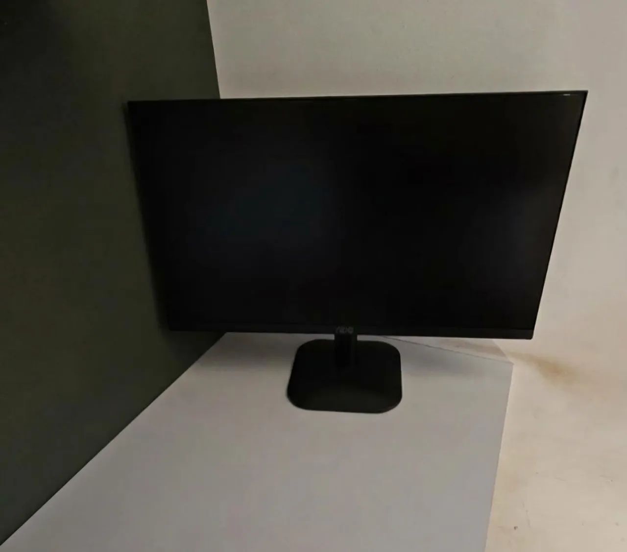 Monitor 120hz AOC 22''
